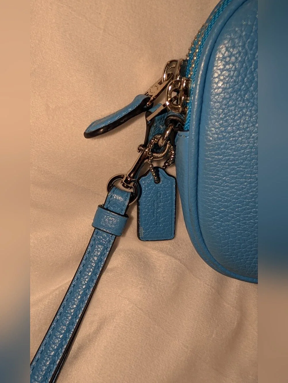 Coach Sadie Pebbled Leather Crossbody Clutch in Azure Blue Silver VGUC